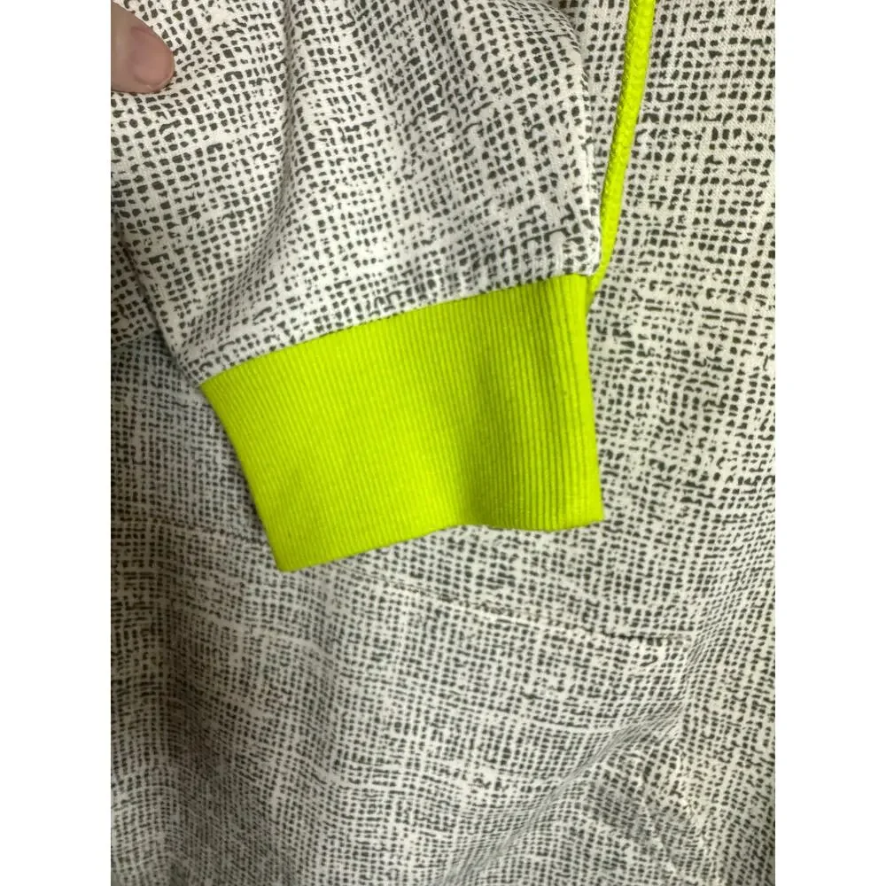 SHREK Pullover Hoodie NEW Long Sleeve Kangaroo Pocket Size L - Picture 4 of 9